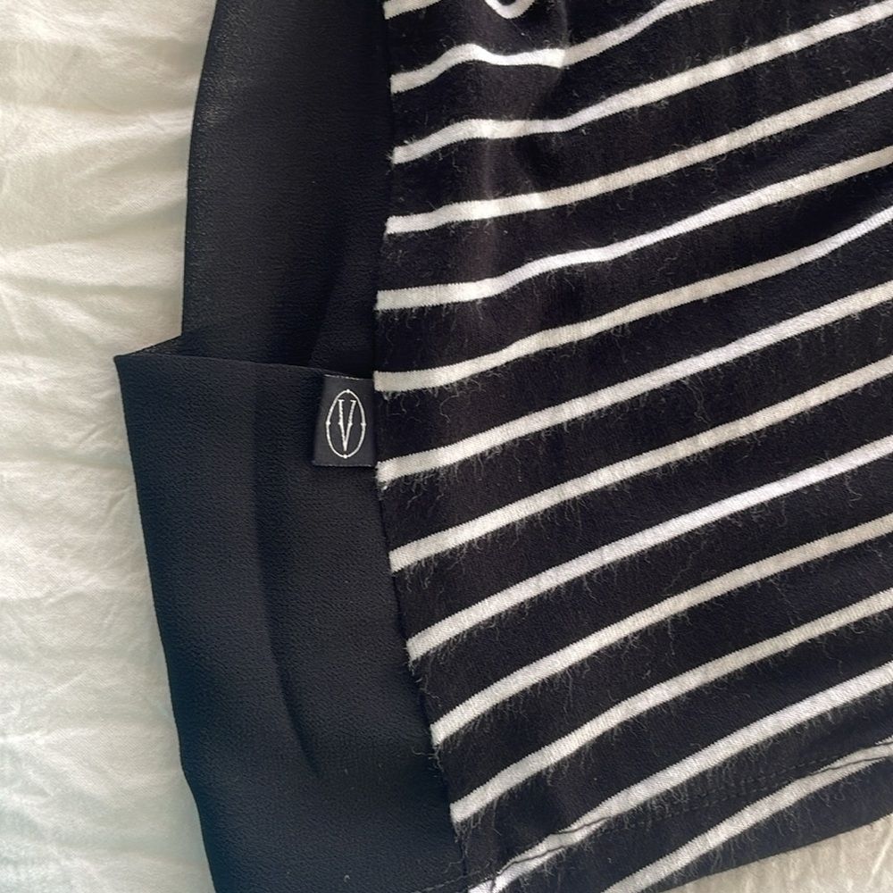 VERTIGO BLK/WH TANK TOP - Picture 10 of 10